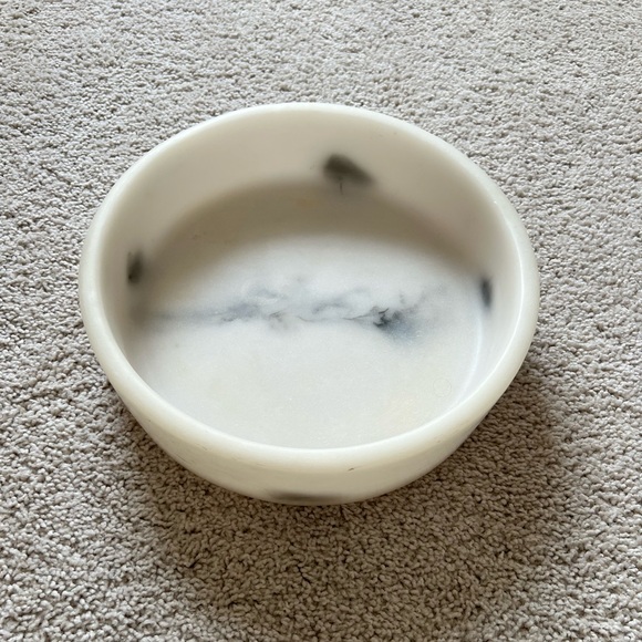 Decoritive Stone Bowl - Picture 1 of 5